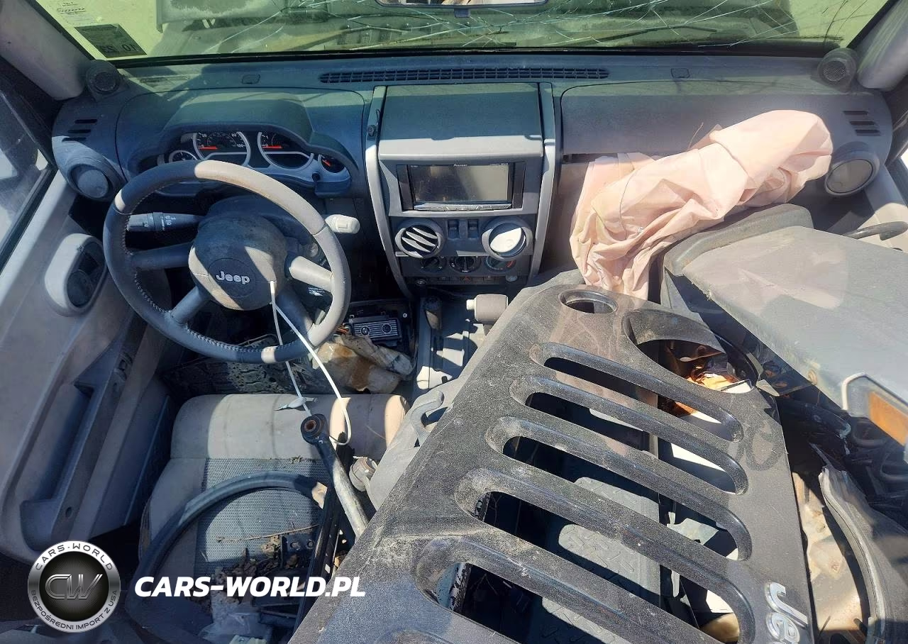 2010 Jeep Wrangler Rubicon VIN:1J4BA6D18AL154624 - 8