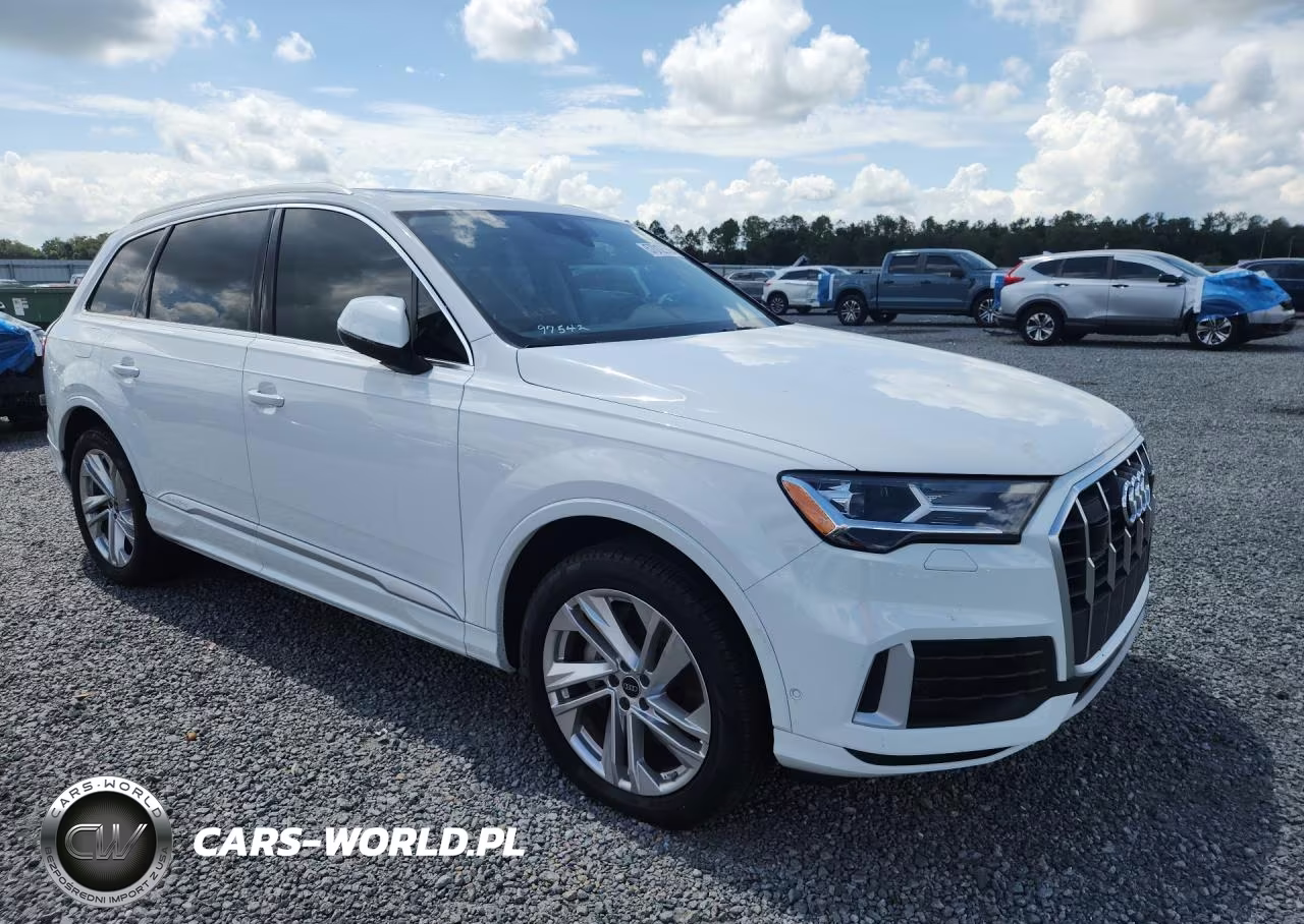 2023 Audi Q7 Premium VIN:WA1ACBF72PD014930 - 4
