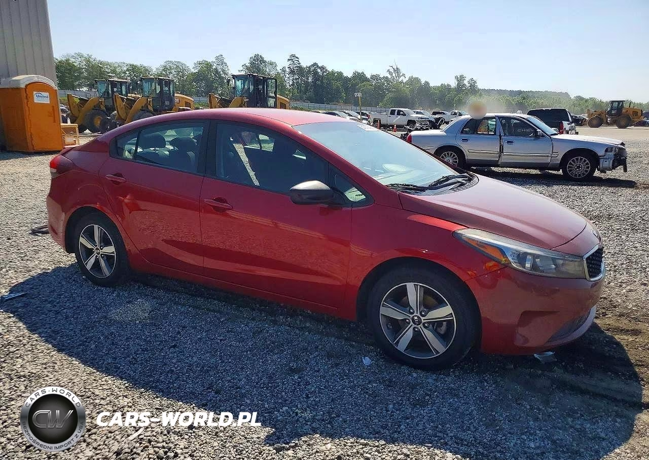 2018 Kia Forte S VIN:3KPFL4A71JE257522 - 4