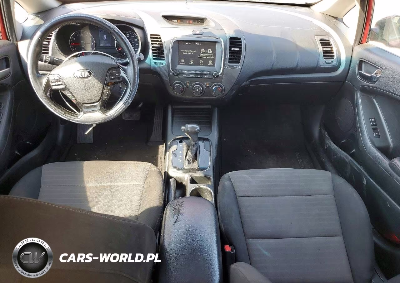 2018 Kia Forte S VIN:3KPFL4A71JE257522 - 8