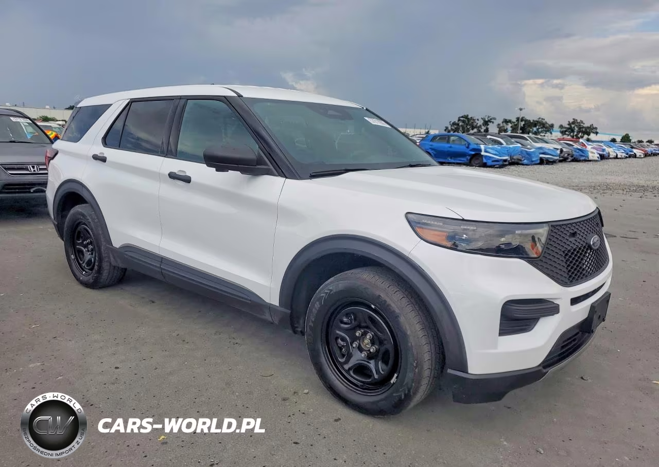 2025 Ford Explorer Police Interceptor VIN:1FM5K8AB2SGA50824 - 4