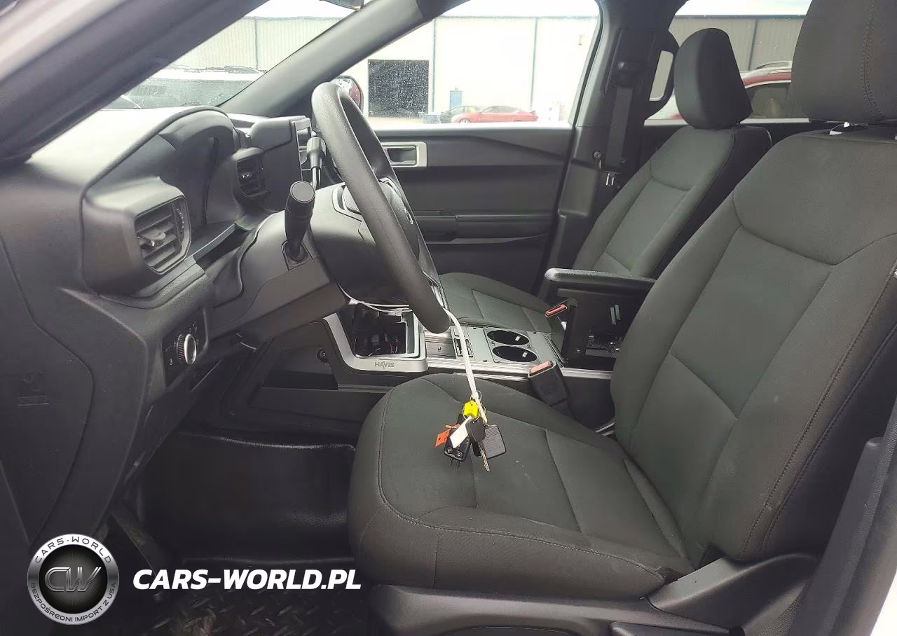 2025 Ford Explorer Police Interceptor VIN:1FM5K8AB2SGA50824 - 7