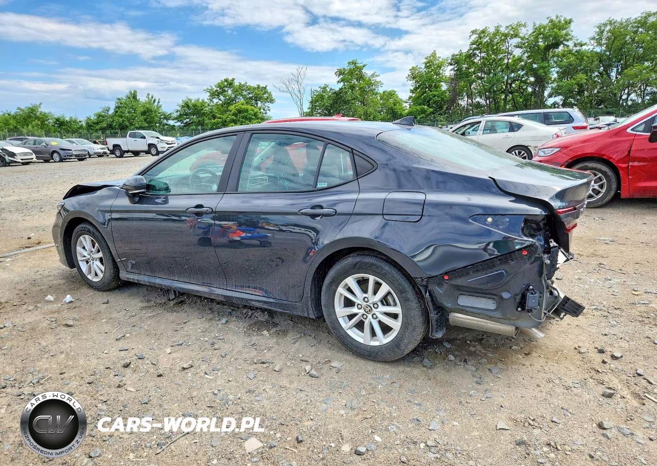 2025 Toyota Camry Le VIN:4T1DAACKXSU018515 - 2