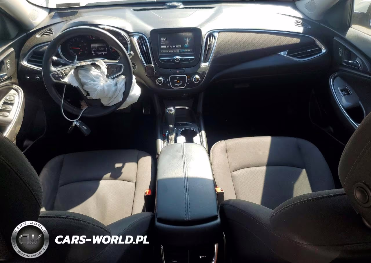 2018 Chevrolet Malibu Lt VIN:1G1ZD5ST9JF111671 - 8
