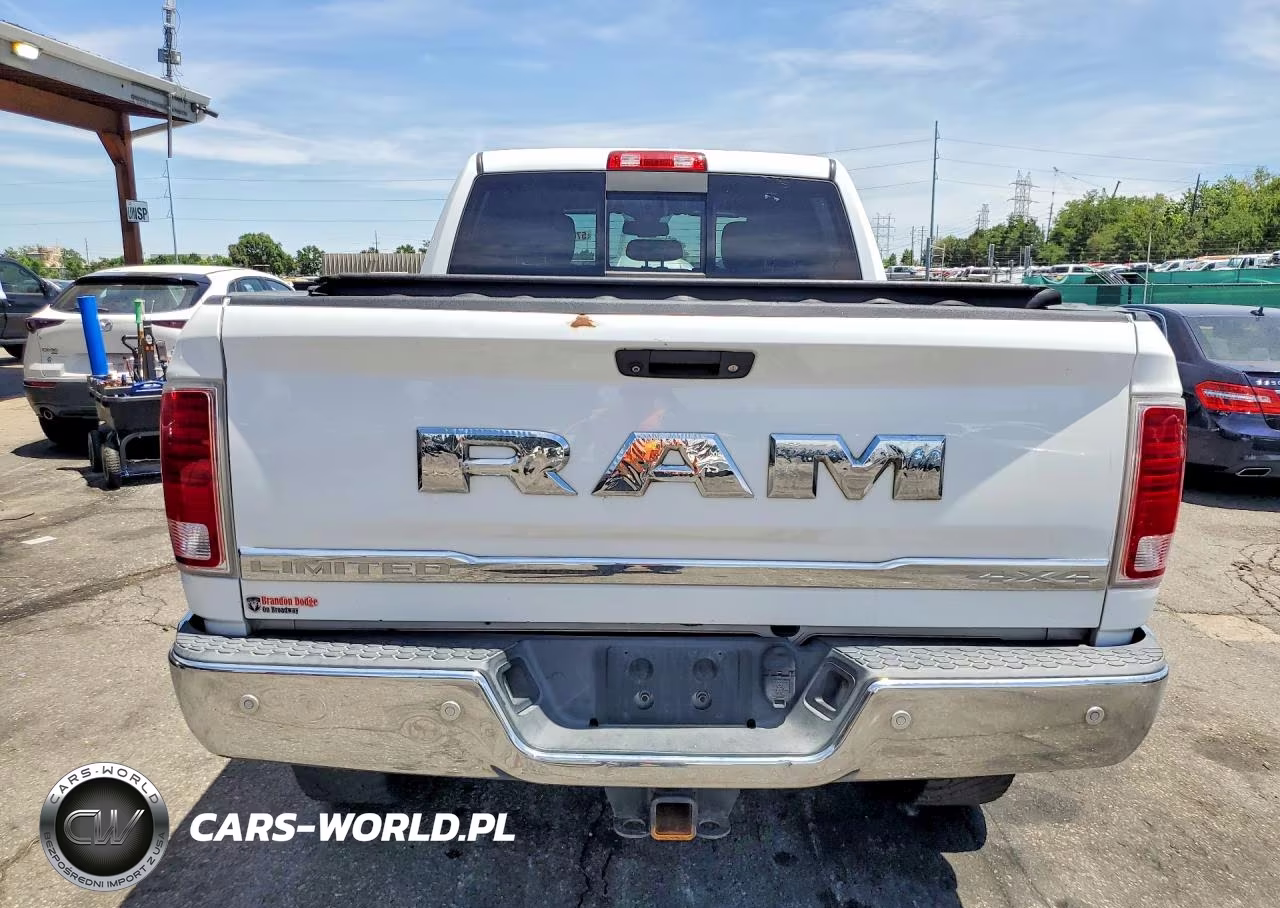 2017 Ram 2500 Longhorn VIN:3C6UR5GL1HG501238 - 6