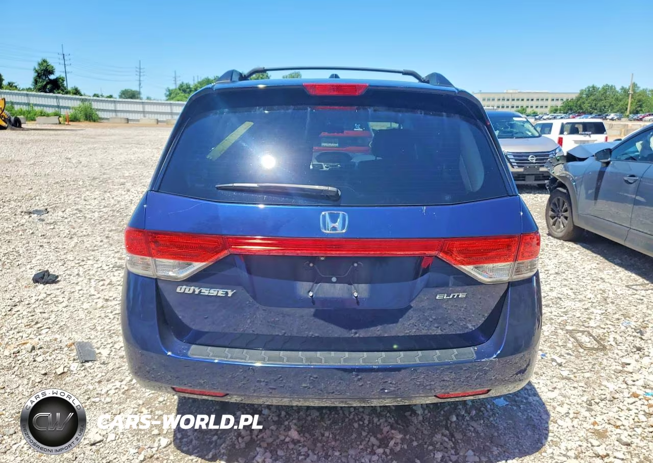 2016 Honda Odyssey Touring VIN:5FNRL5H90GB115742 - 6