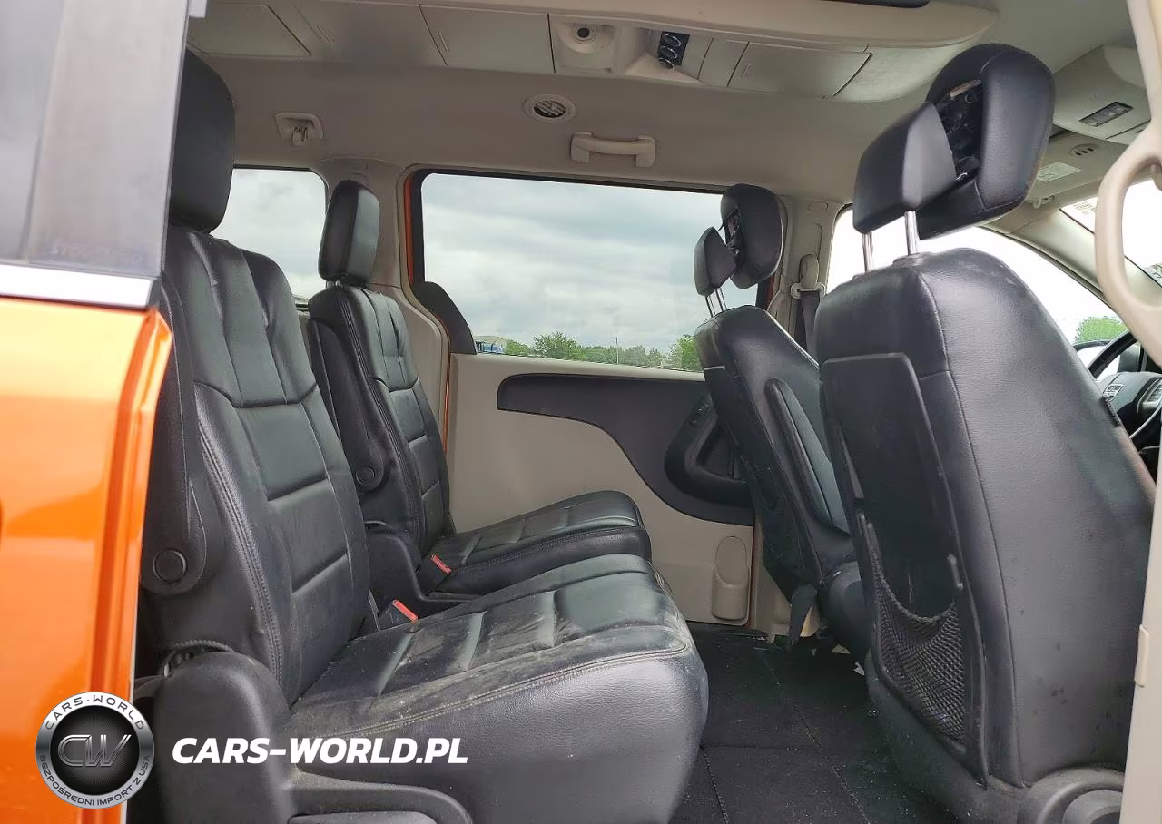 2011 Dodge Grand Caravan VIN:2D4RN5DG7BR721067 - 11