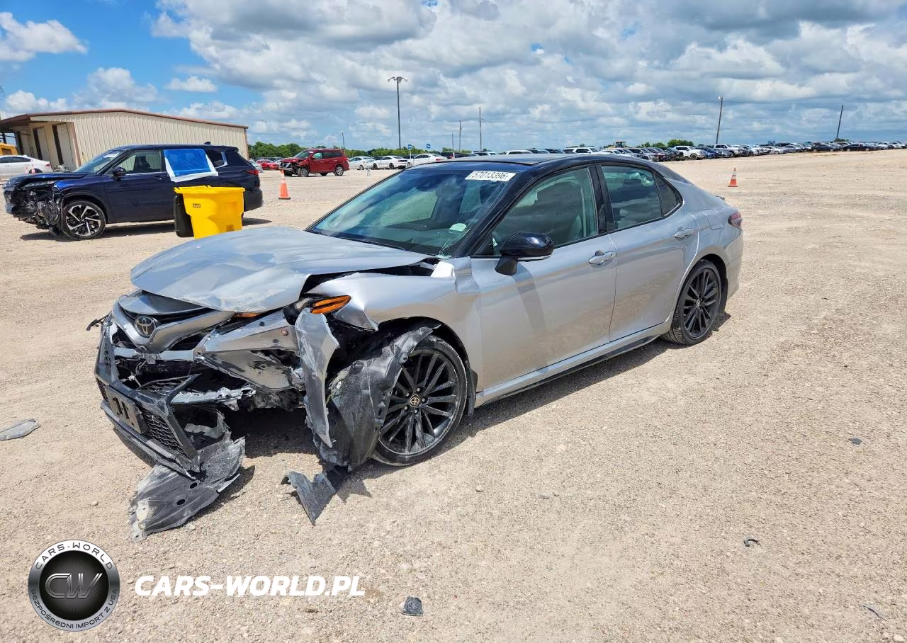 2024 Toyota Camry Xse V6 – zdjęcie 1 z 12