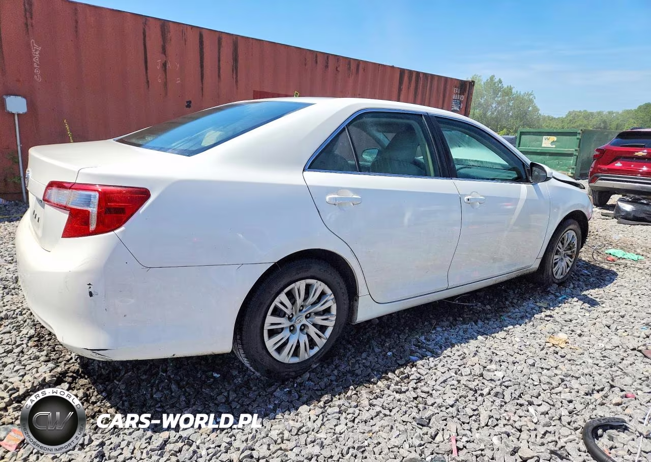 2012 Toyota Camry L VIN:4T1BF1FK9CU516422 - 3