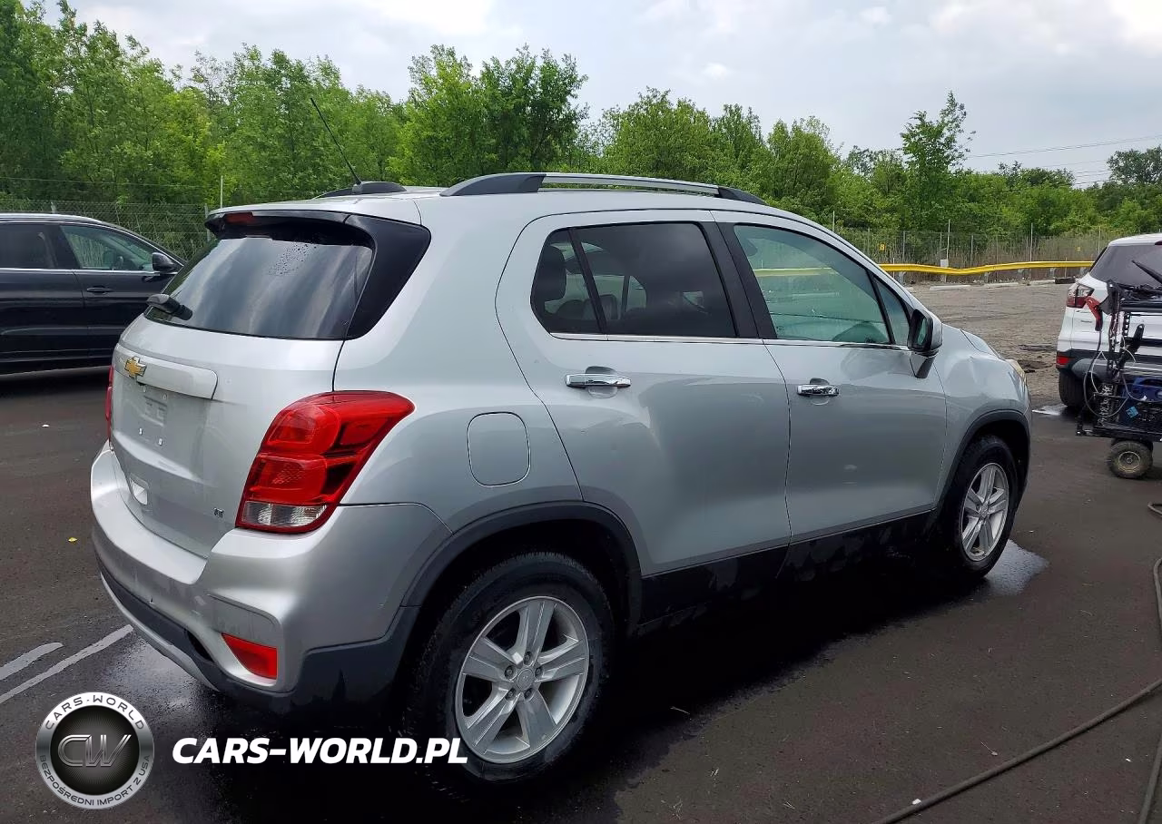 2017 Chevrolet Trax 1Lt VIN:3GNCJLSB0HL208136 - 3