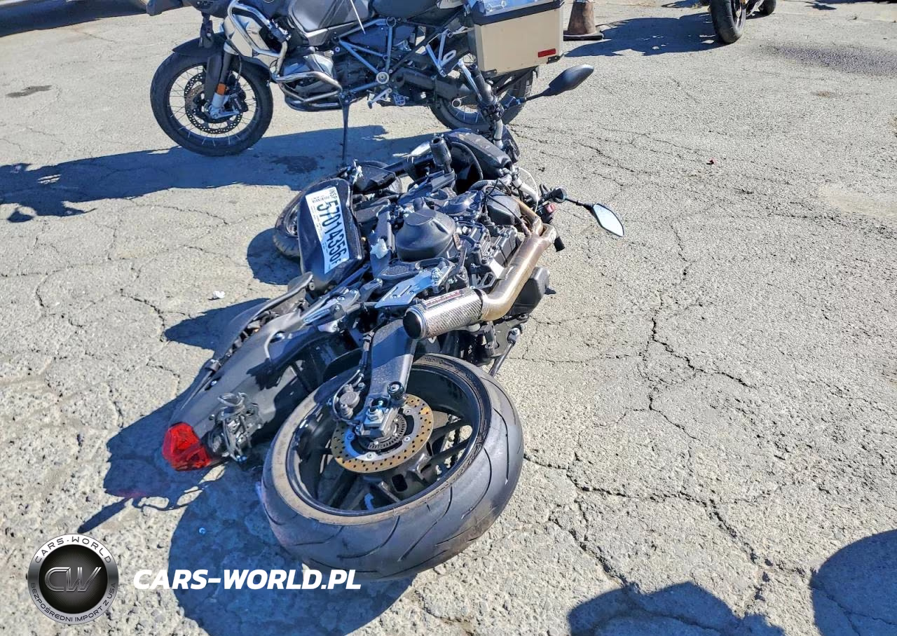 2023 Yamaha Mt09 C VIN:JYARN71Y9PA000990 - 5