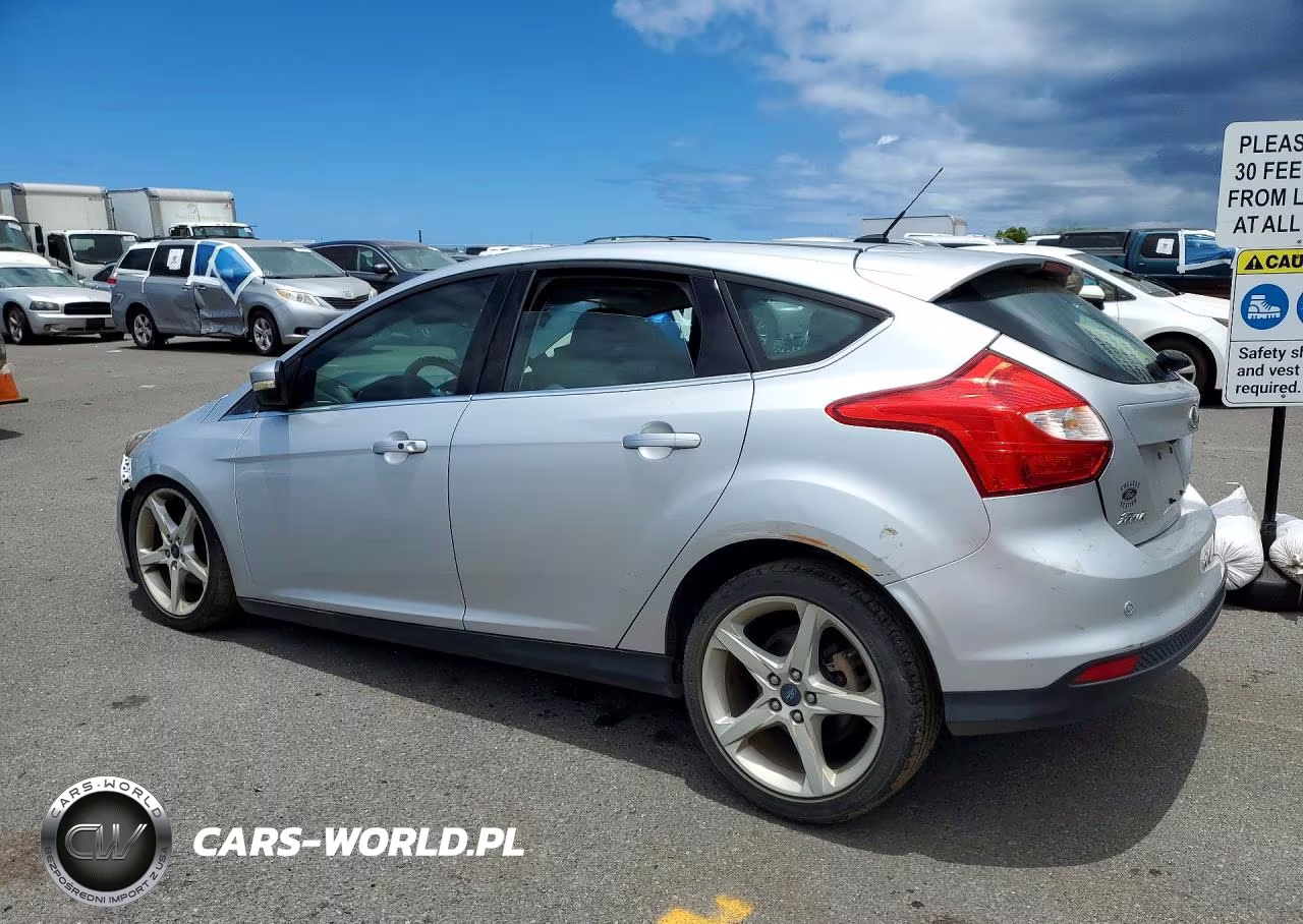 2014 Ford Focus Titanium VIN:1FADP3N21EL263991 - 2