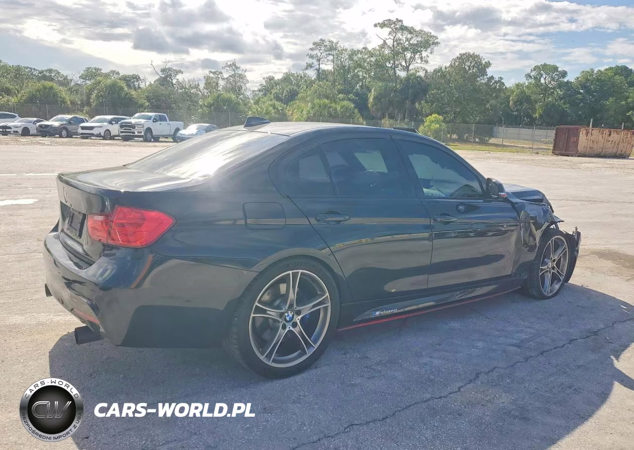 2013 BMW 335 Xi VIN:WBA3B9C56DF140671 - 3