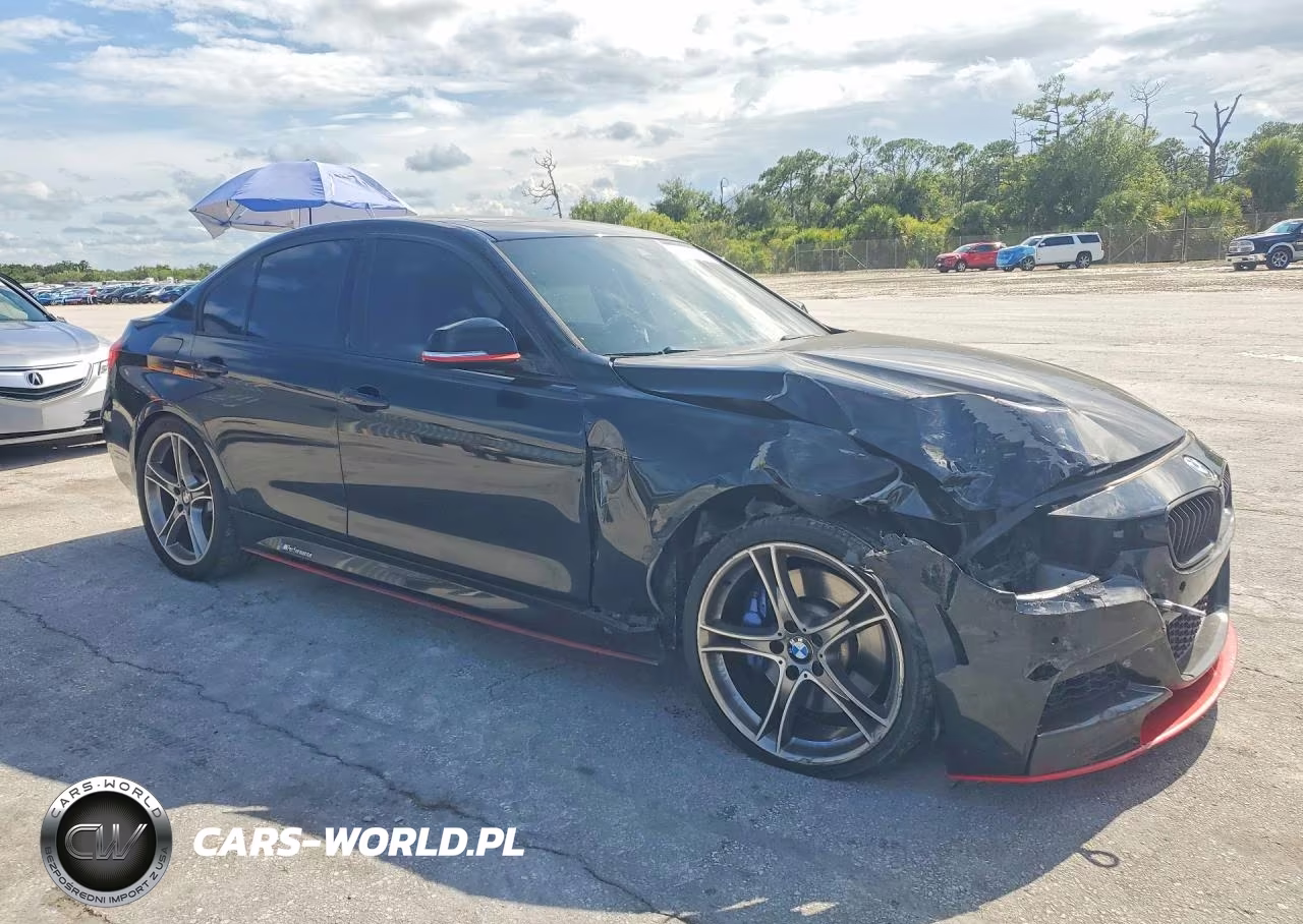2013 BMW 335 Xi VIN:WBA3B9C56DF140671 - 4