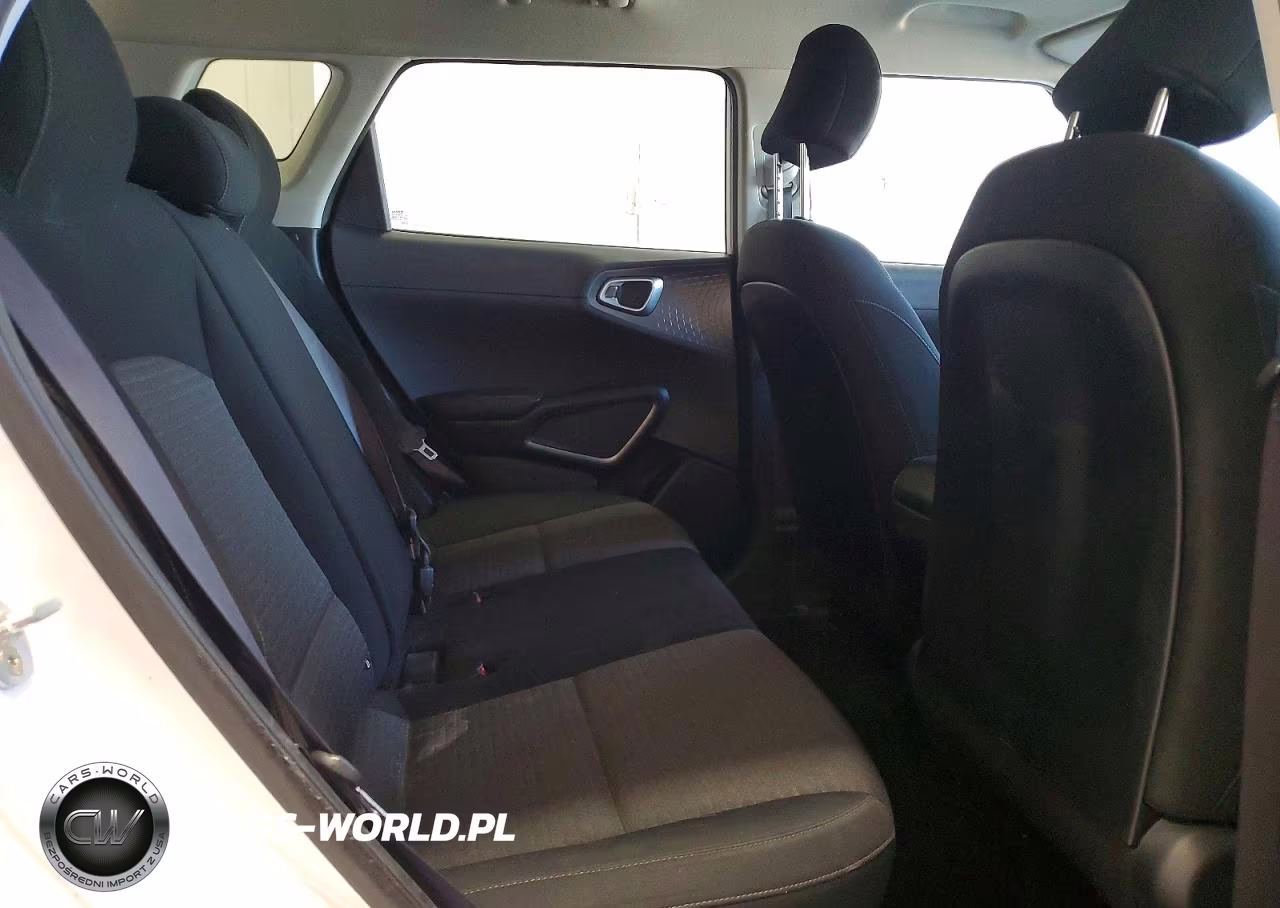 2020 Kia Soul S VIN:KNDJ23AU0L7060194 - 11