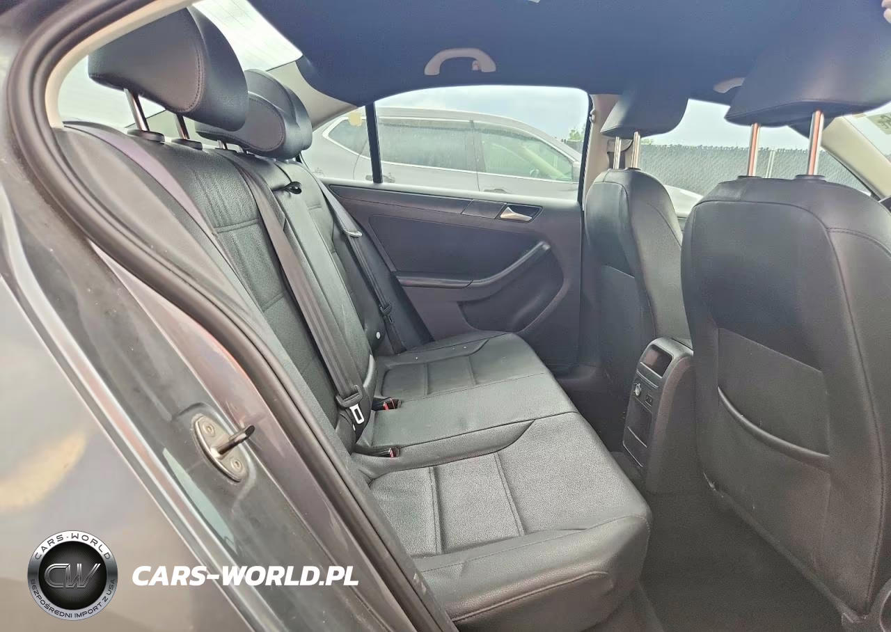 2012 Volkswagen Jetta Se VIN:3VWDX7AJ1CM343864 - 10