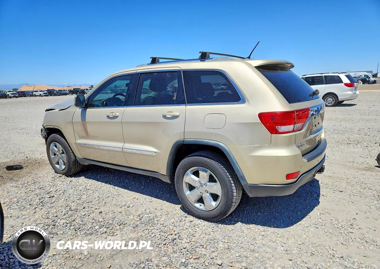 2011 Jeep Grand Cherokee Laredo VIN:1J4RR4GG5BC557666 - 2