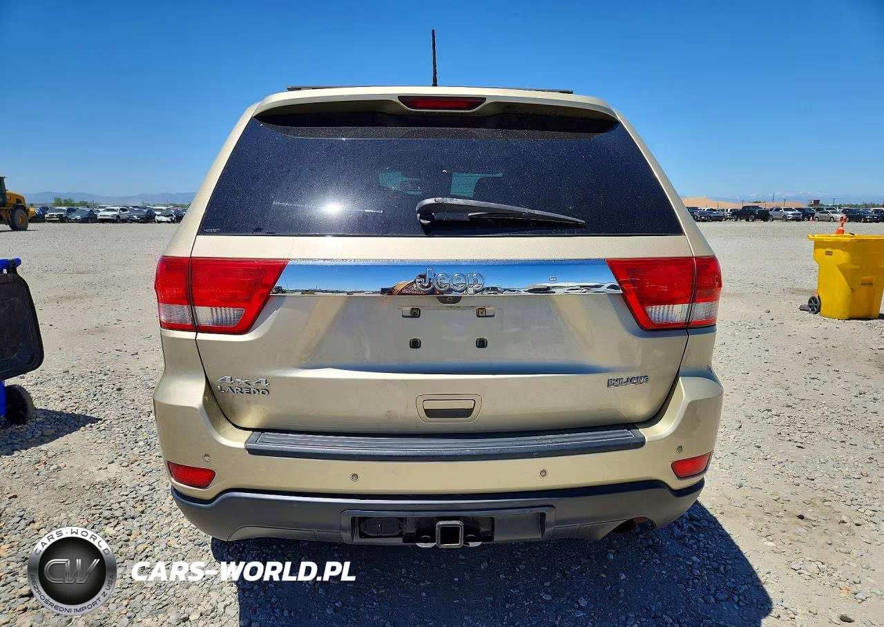 2011 Jeep Grand Cherokee Laredo VIN:1J4RR4GG5BC557666 - 6