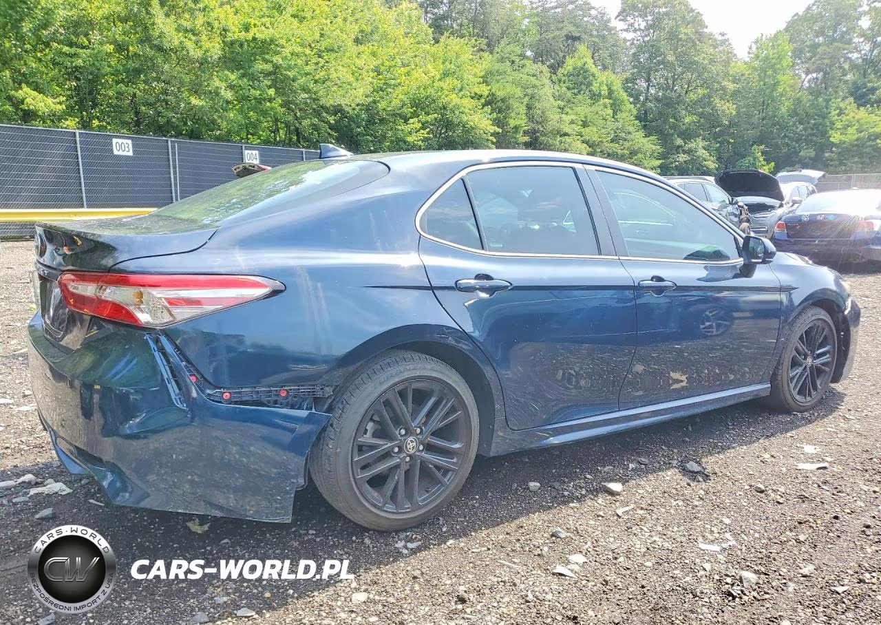2019 Toyota Camry Se VIN:4T1B11HK2KU702877 - 3