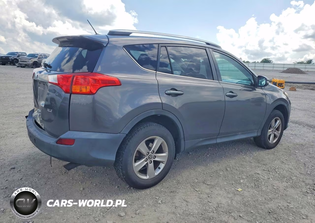 2015 Toyota Rav4 Xle VIN:2T3WFREV5FW166133 - 3