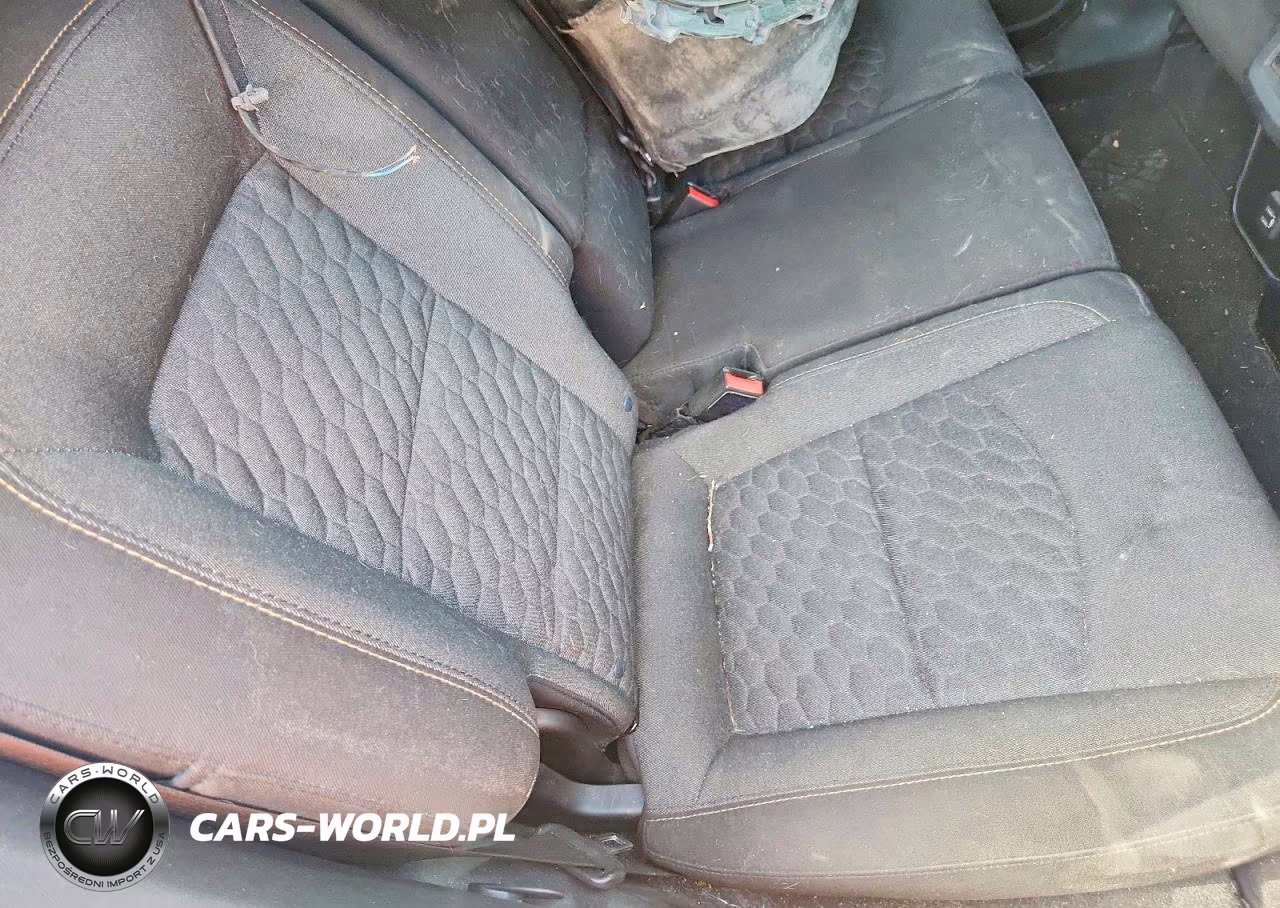 2019 Chevrolet Equinox Lt VIN:2GNAXKEV3K6165106 - 10