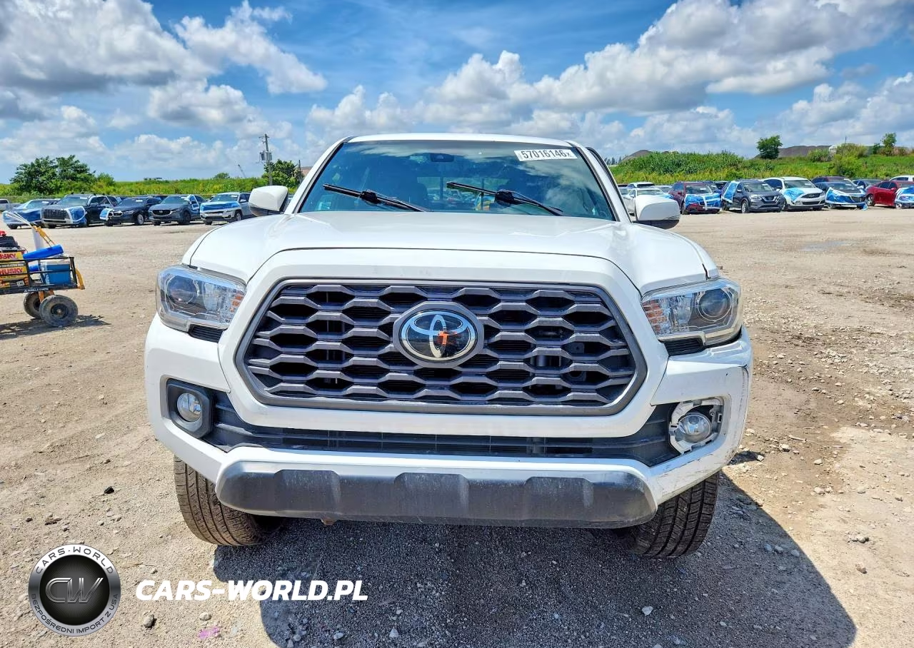 2021 Toyota Tacoma Trd Off-Road VIN:5TFAZ5CNXMX113983 - 5