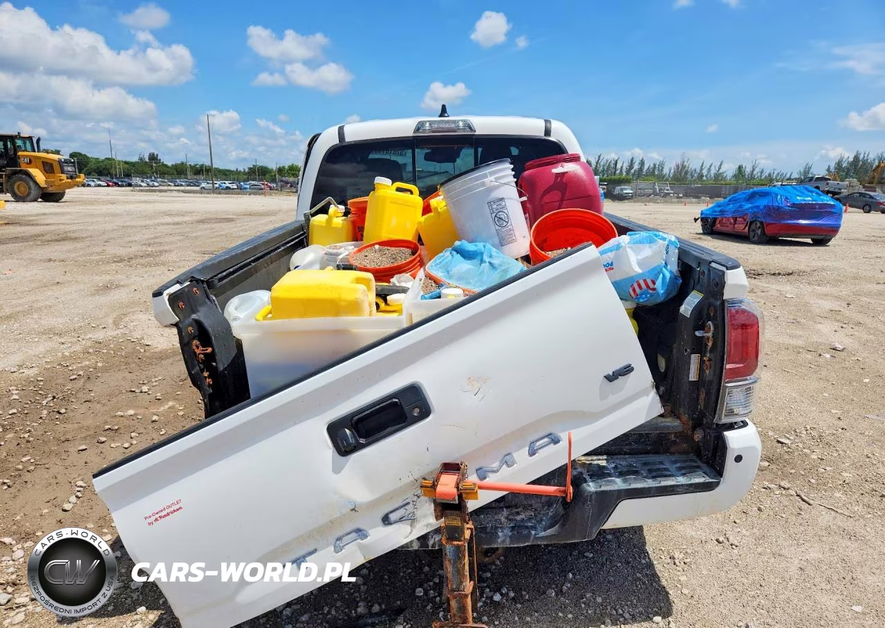 2021 Toyota Tacoma Trd Off-Road VIN:5TFAZ5CNXMX113983 - 6