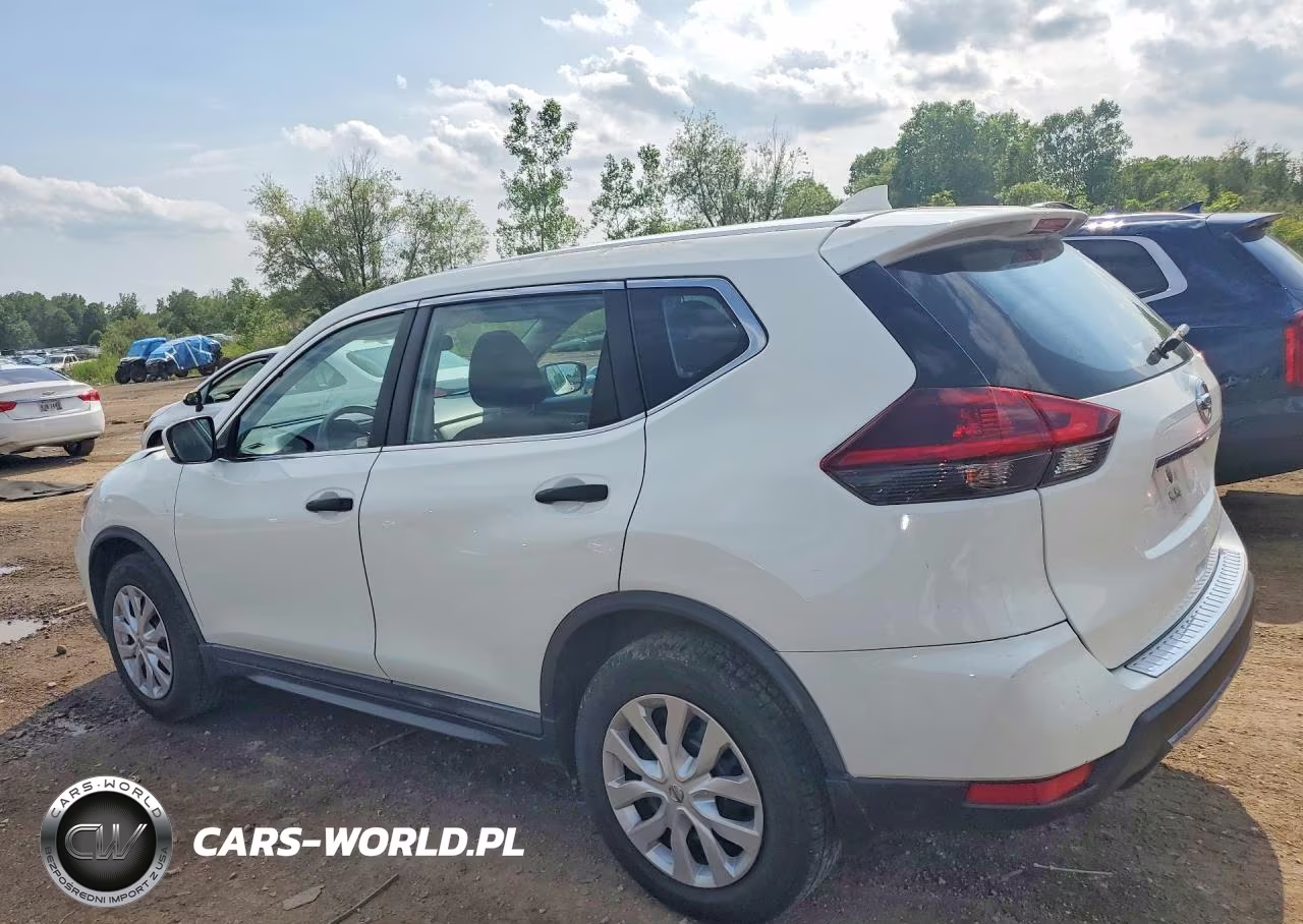2018 Nissan Rogue S VIN:KNMAT2MV7JP588405 - 2