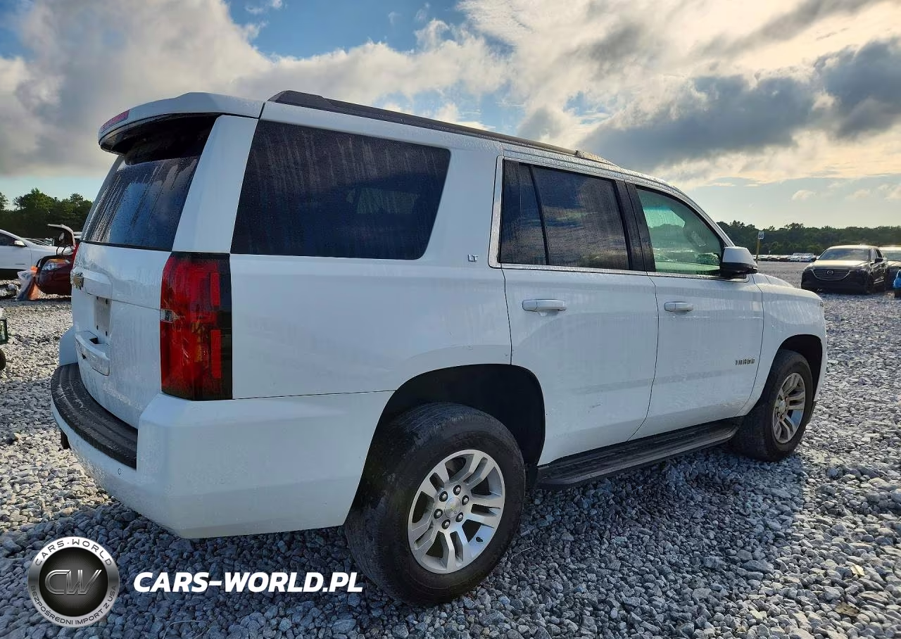 2017 Chevrolet Tahoe C1500 Lt VIN:1GNSCBKC0HR275952 - 3