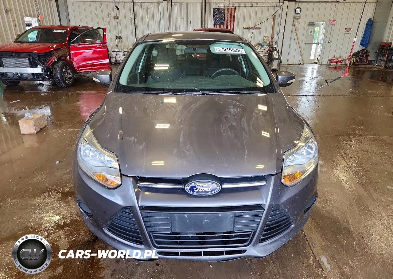 2014 Ford Focus Se VIN:1FADP3K27EL181560 - 5