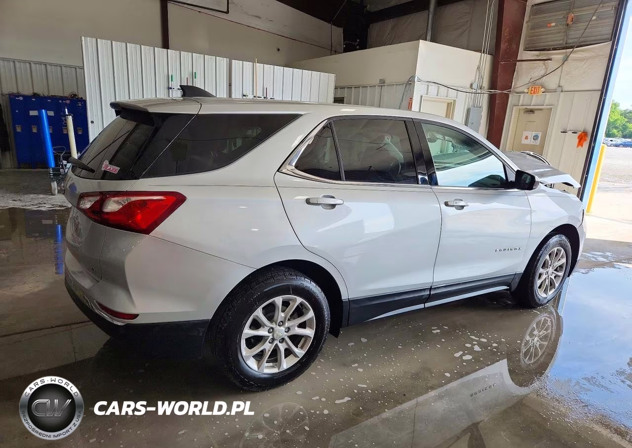 2020 Chevrolet Equinox Lt VIN:3GNAXKEV2LS575592 - 3