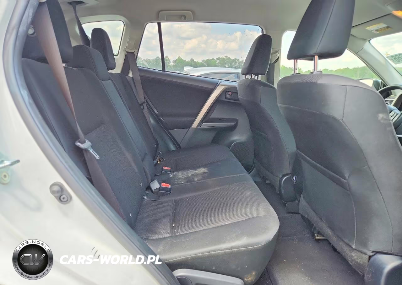 2018 Toyota Rav4 Le VIN:JTMZFREV7JJ204689 - 11