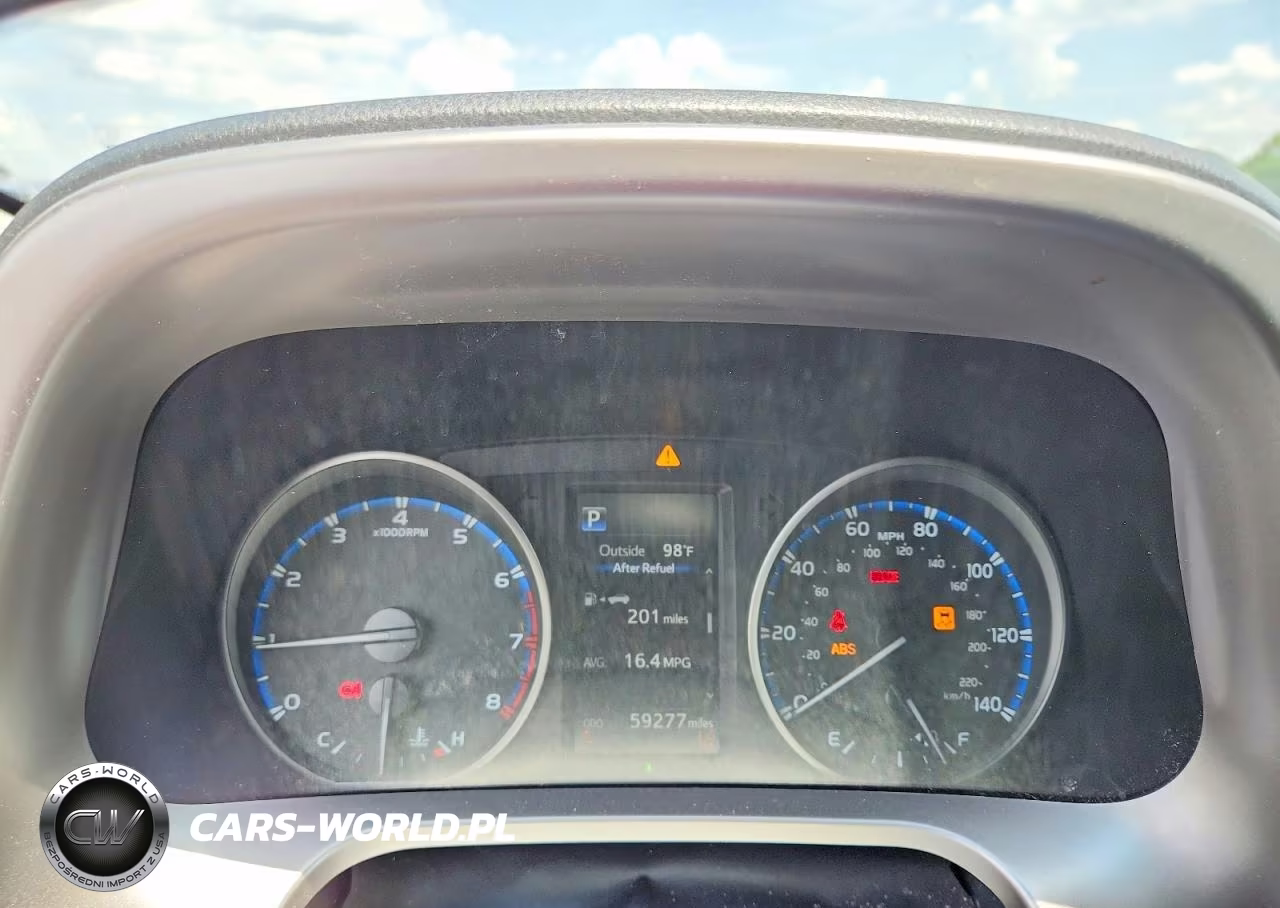 2018 Toyota Rav4 Le VIN:JTMZFREV7JJ204689 - 9