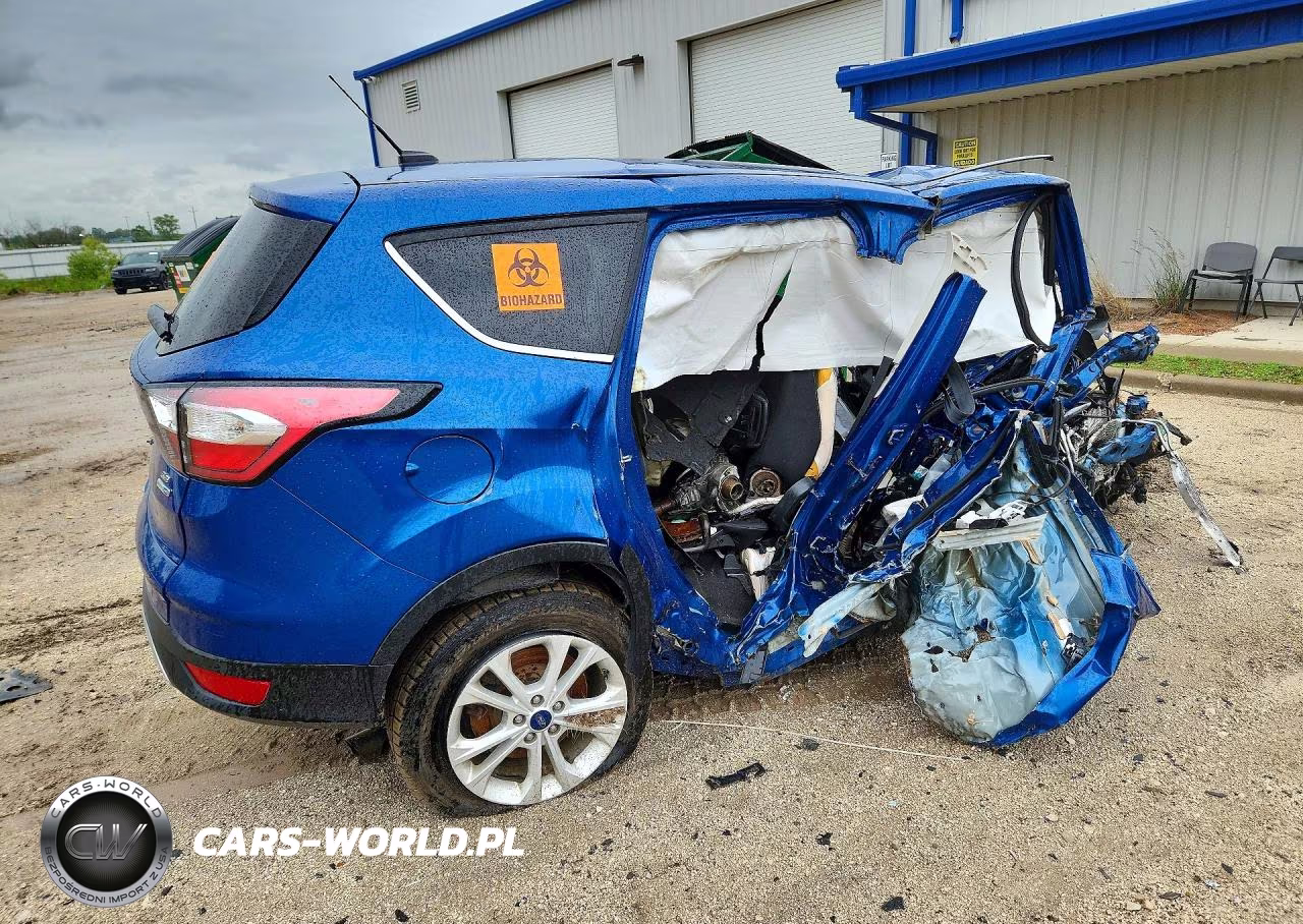 2017 Ford Escape Se VIN:1FMCU9GD6HUC00136 - 3