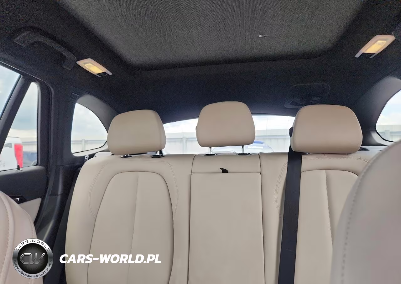 2018 BMW X1 Sdrive28I VIN:WBXHU7C30J3H43138 - 10