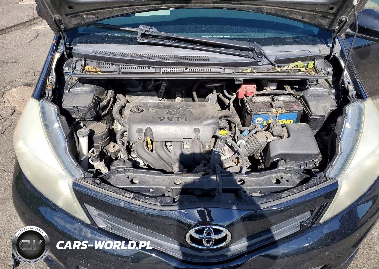 2013 Toyota Yaris 5-Door Le VIN:JTDKTUD34DD556841 - 11
