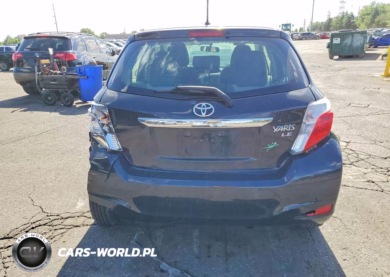 2013 Toyota Yaris 5-Door Le VIN:JTDKTUD34DD556841 - 6