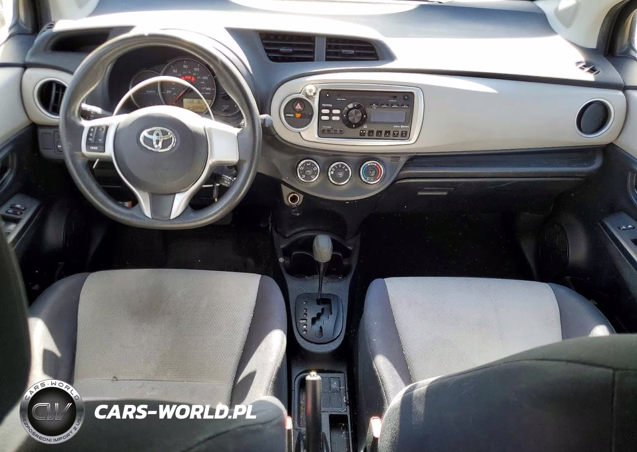 2013 Toyota Yaris 5-Door Le VIN:JTDKTUD34DD556841 - 8