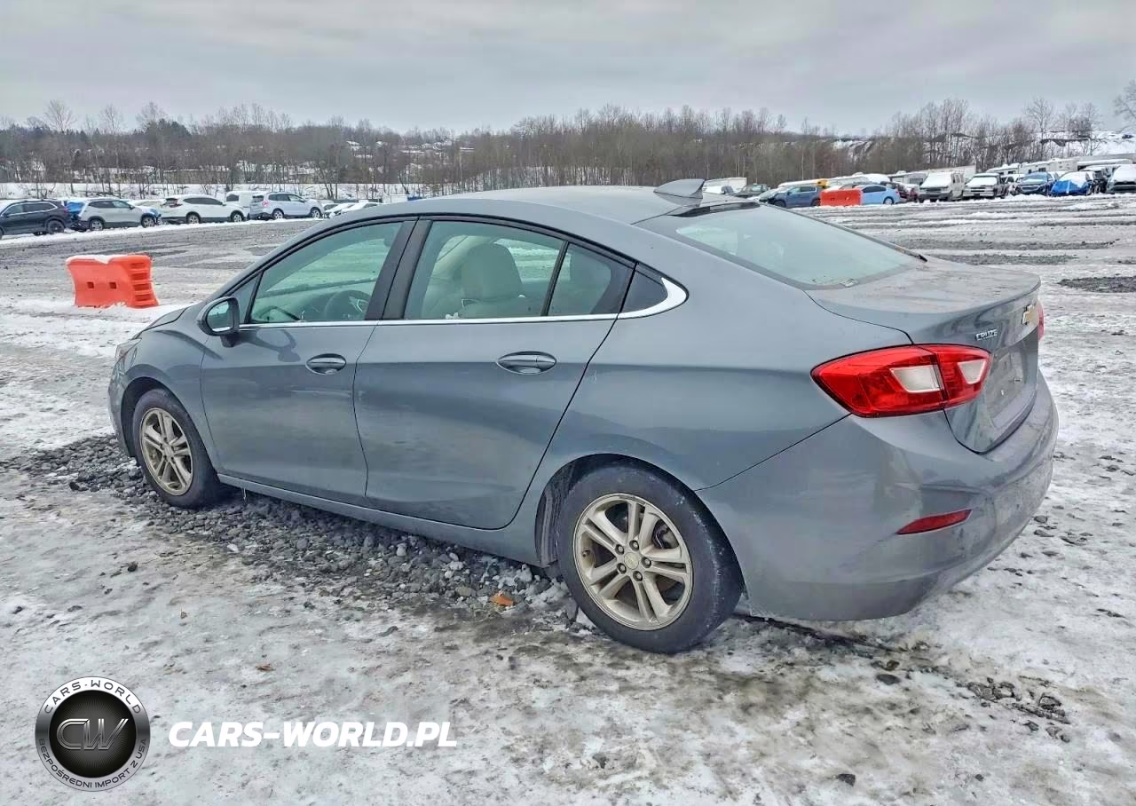 2018 Chevrolet Cruze Lt VIN:1G1BE5SM4J7142571 - 2