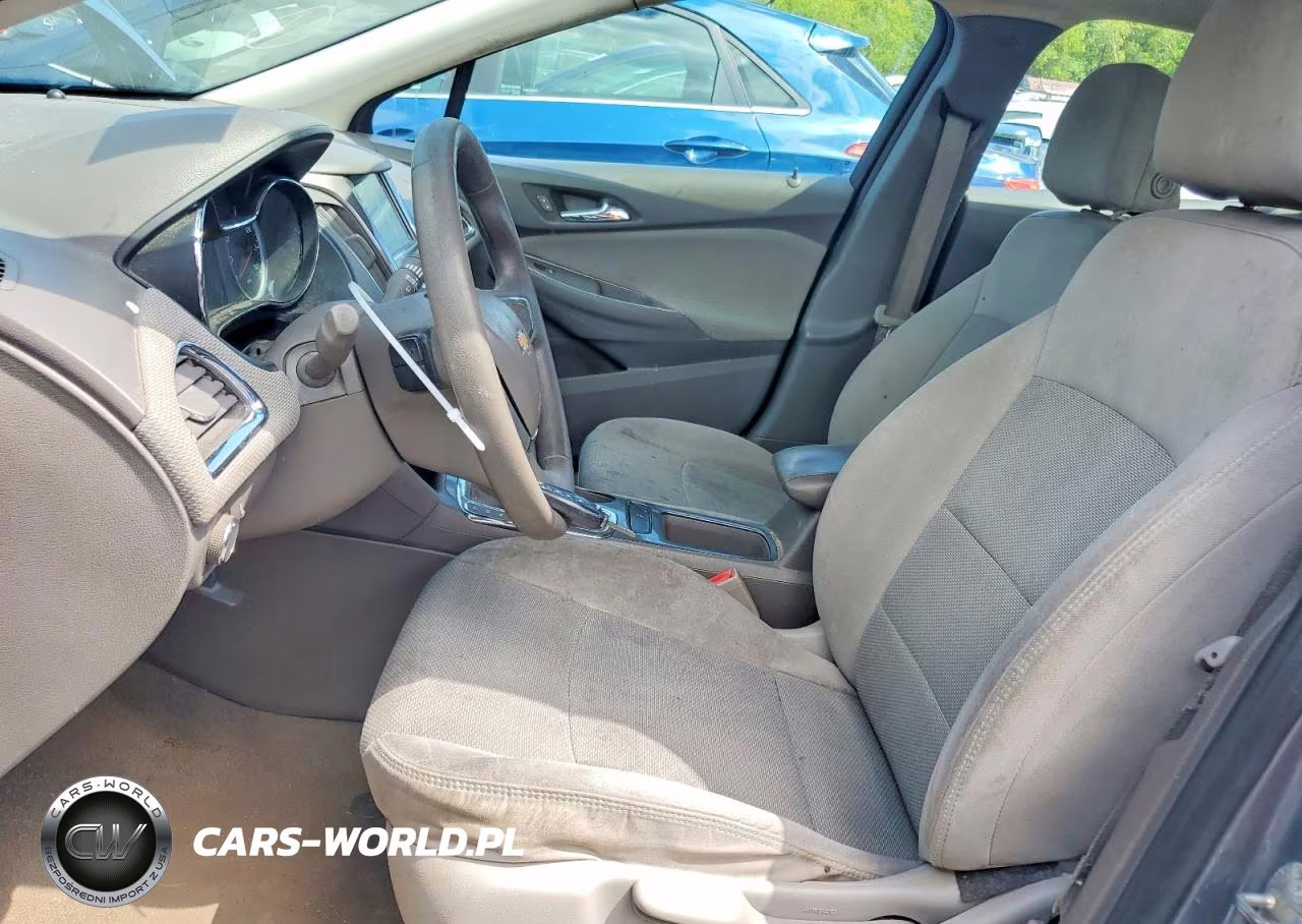 2018 Chevrolet Cruze Lt VIN:1G1BE5SM4J7142571 - 7