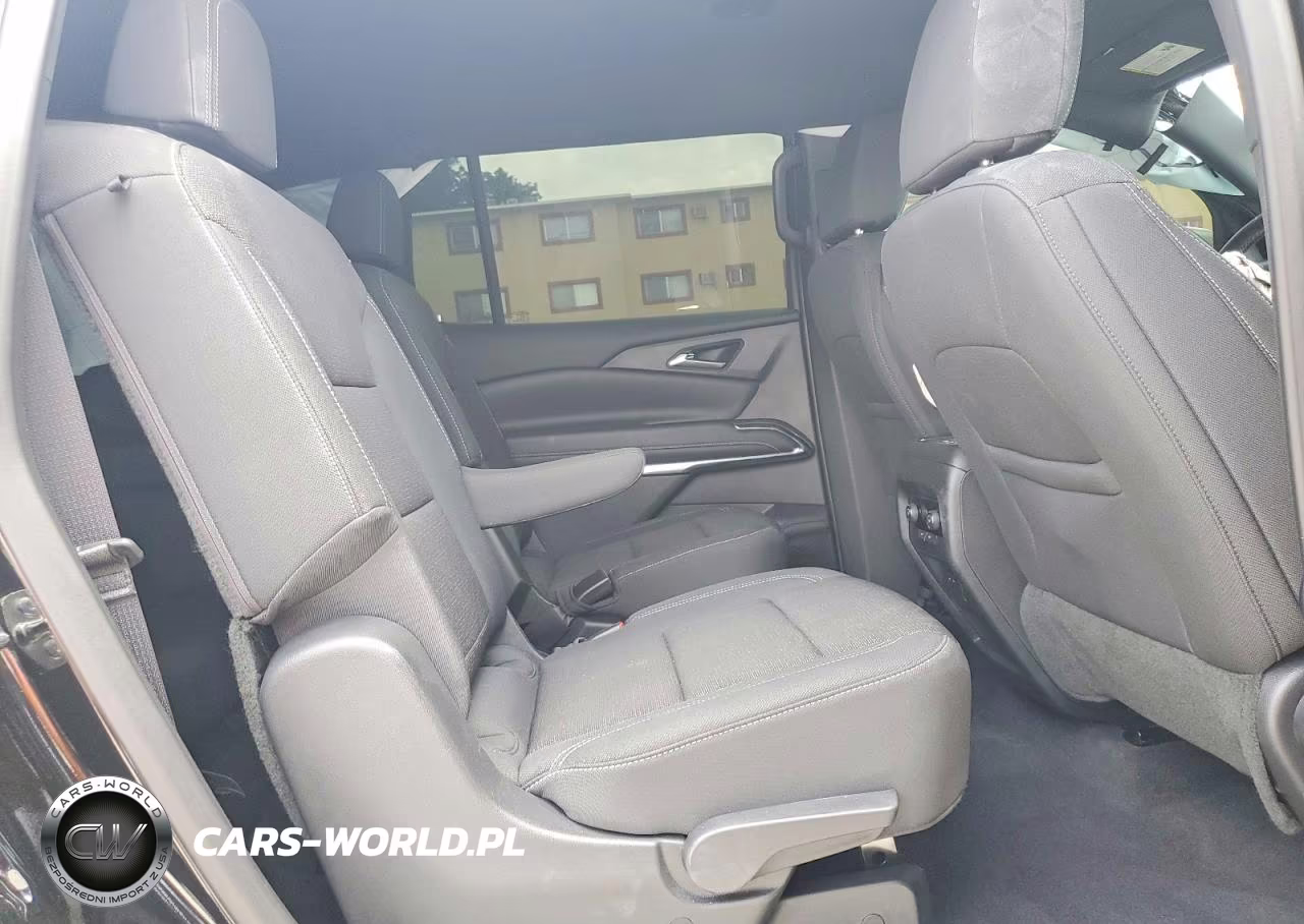 2025 Chevrolet Traverse Lt VIN:1GNERGRSXSJ265246 - 10