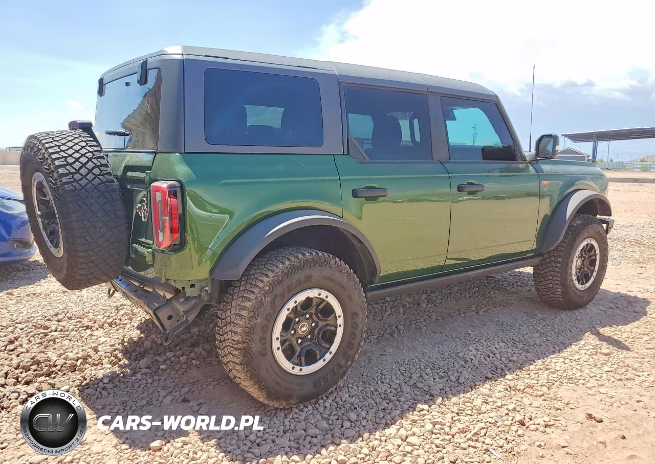 2024 Ford Bronco Badlands VIN:1FMEE9BP9RLB16116 - 3