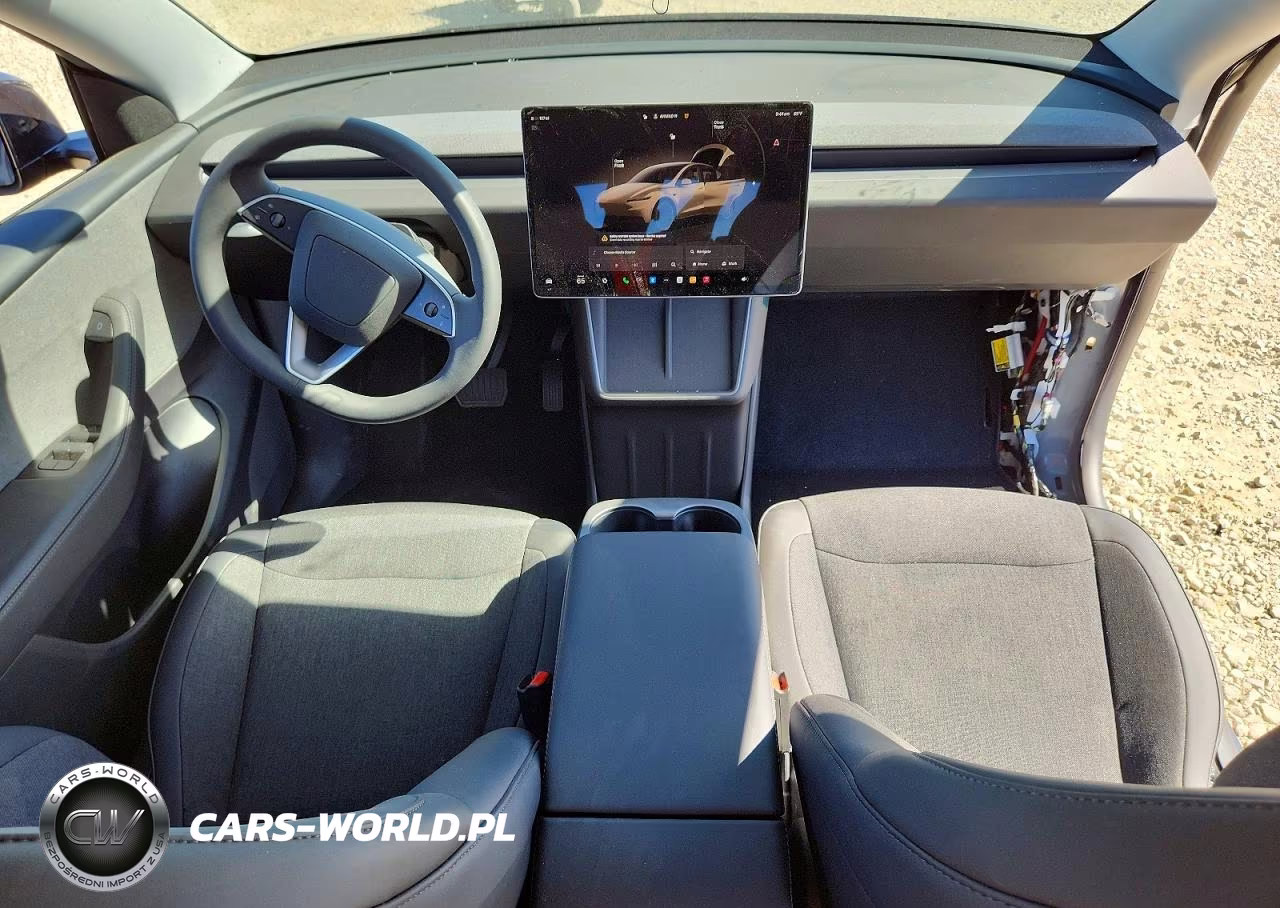 2026 Tesla Model Y VIN:7SAYGDED9TA608445 - 8