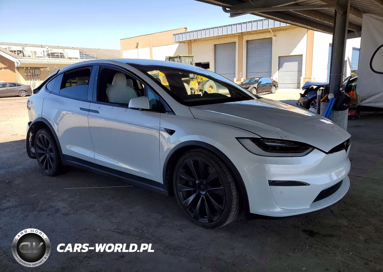 2023 Tesla Model X VIN:7SAXCAE58PF380199 - 4