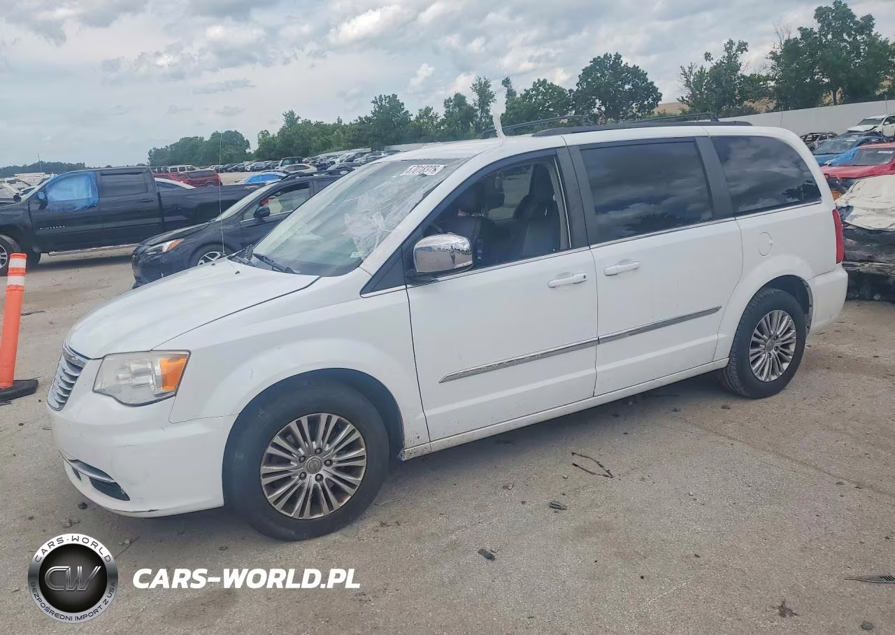 2015 Chrysler Town & Country Touring L – zdjęcie 1 z 12