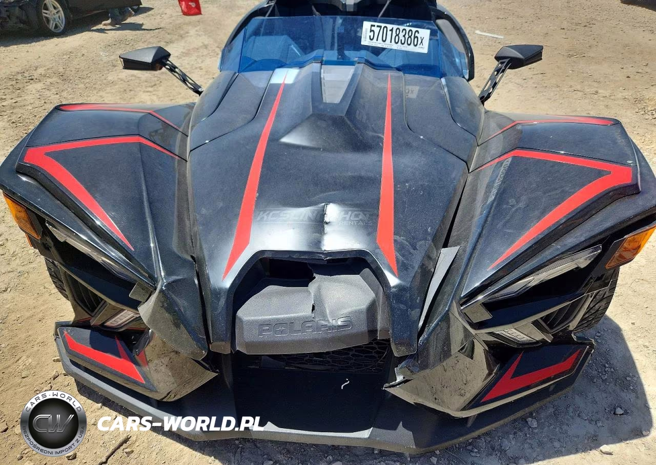 2020 Polaris Slingshot R VIN:57XAARGB2L8137743 - 11