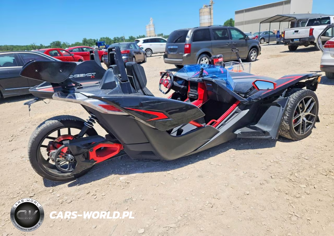 2020 Polaris Slingshot R VIN:57XAARGB2L8137743 - 3