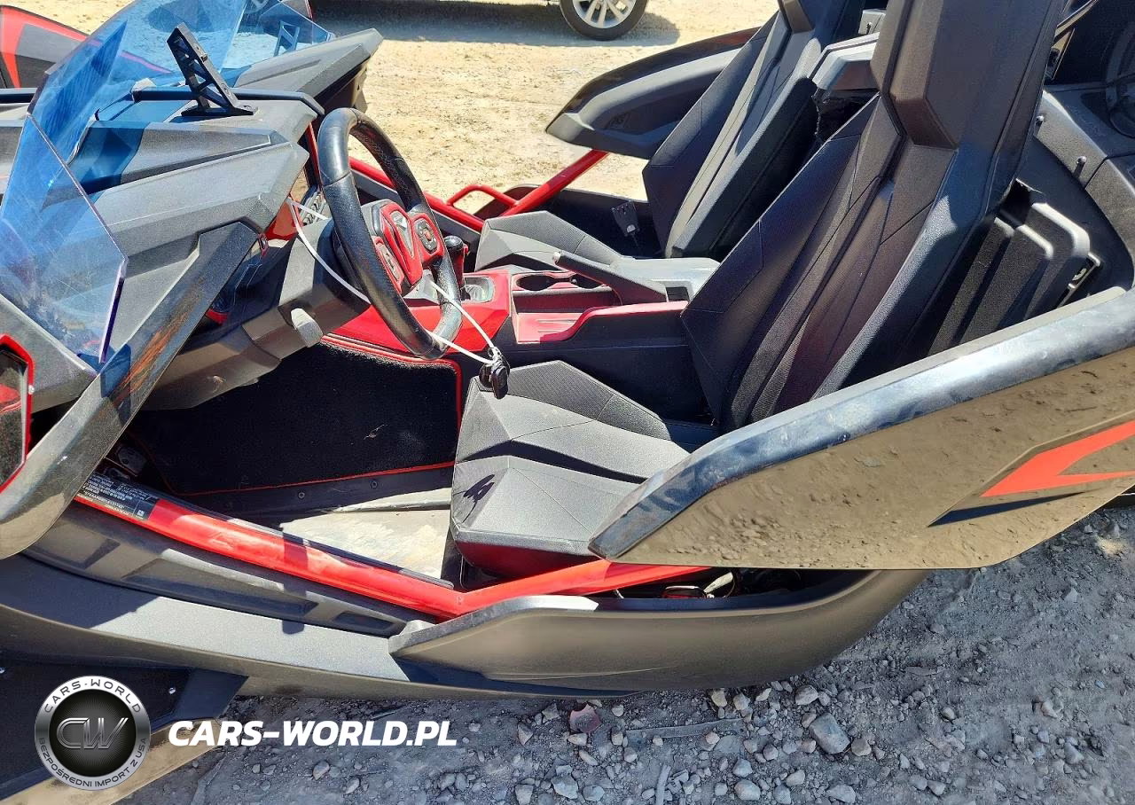 2020 Polaris Slingshot R VIN:57XAARGB2L8137743 - 7