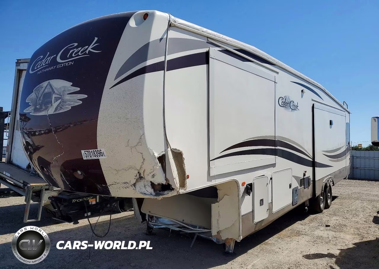2018 Forest River Cedar Creek Camper VIN:4X4FCRM28JS219287 - 2