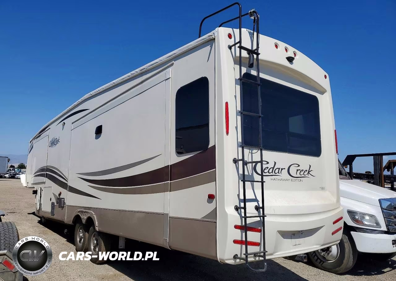 2018 Forest River Cedar Creek Camper VIN:4X4FCRM28JS219287 - 3